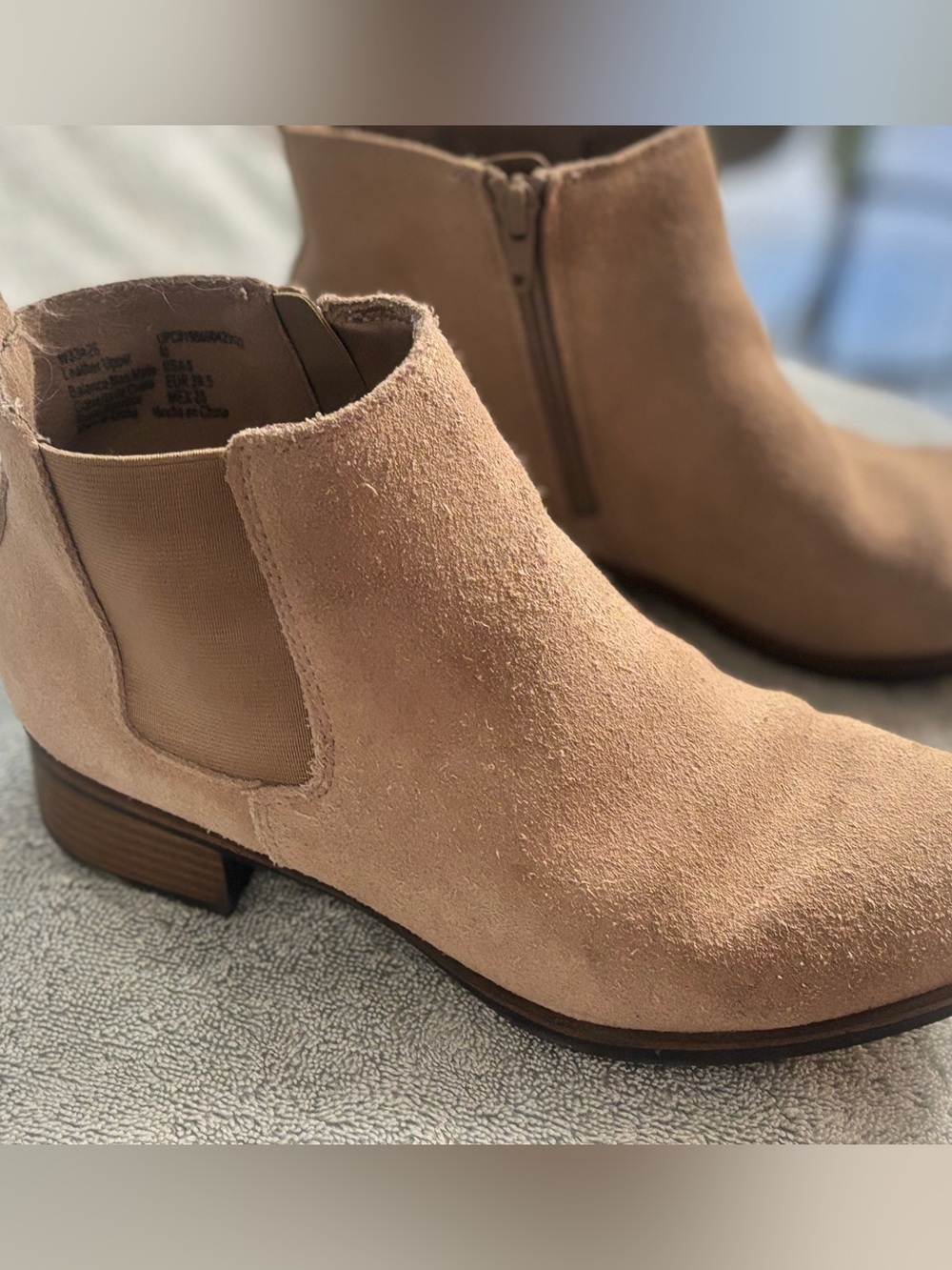 Women's Tan Suede Chelsea Ankle Boots